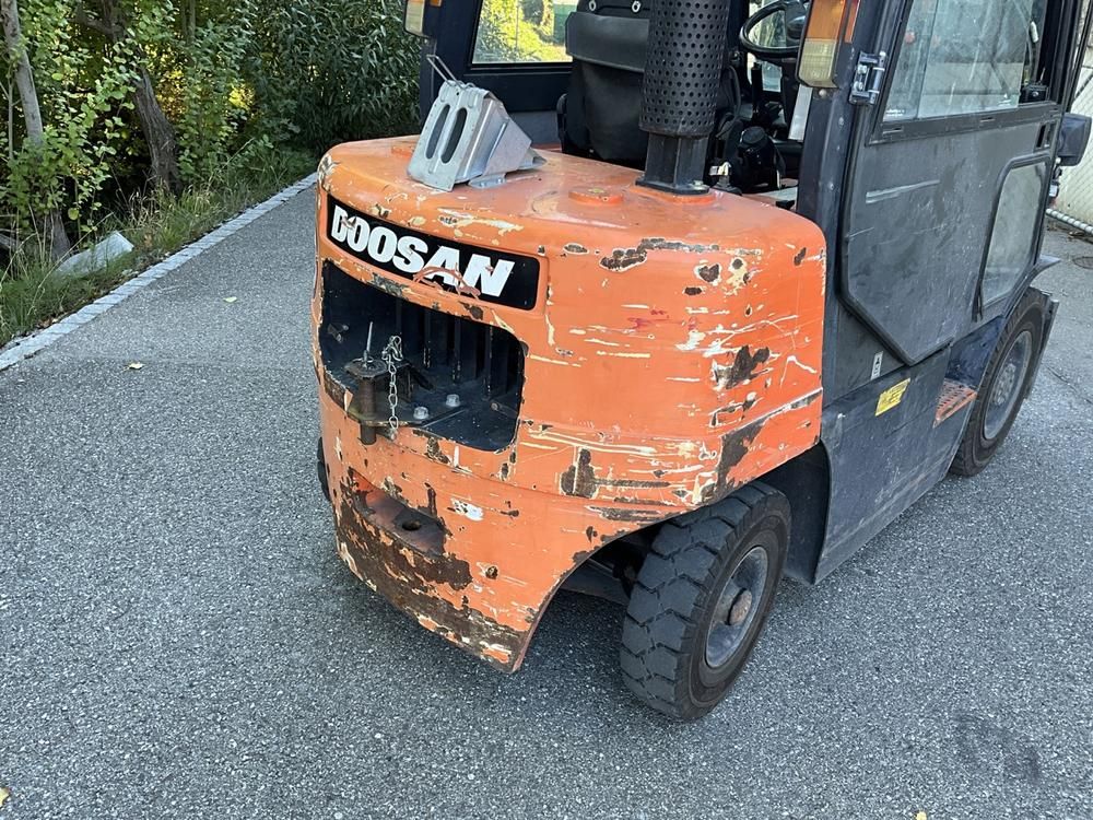 Doosan D25G Gabelstapler, Baujahr 2005