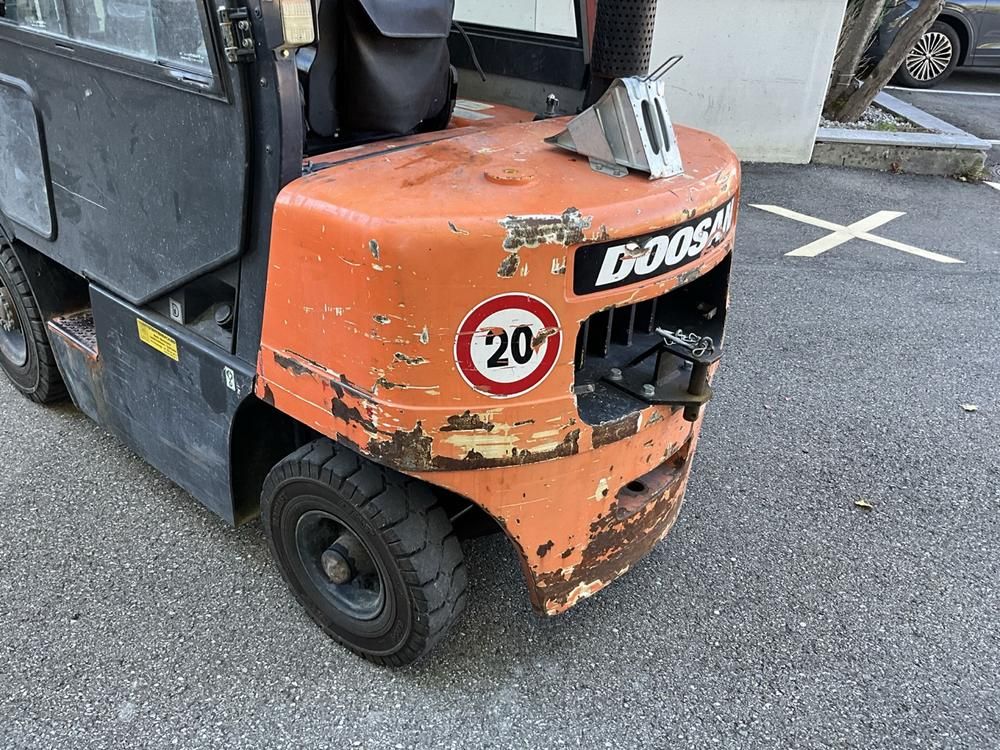 Doosan D25G Gabelstapler, Baujahr 2005