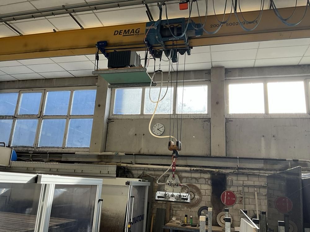 2022 Righetti M1A 300 vacuum lifter with pump