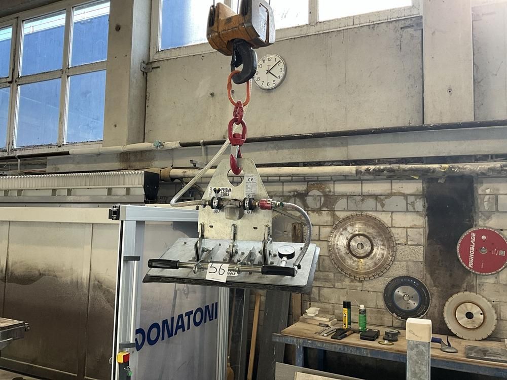 2022 Righetti M1A 300 vacuum lifter with pump