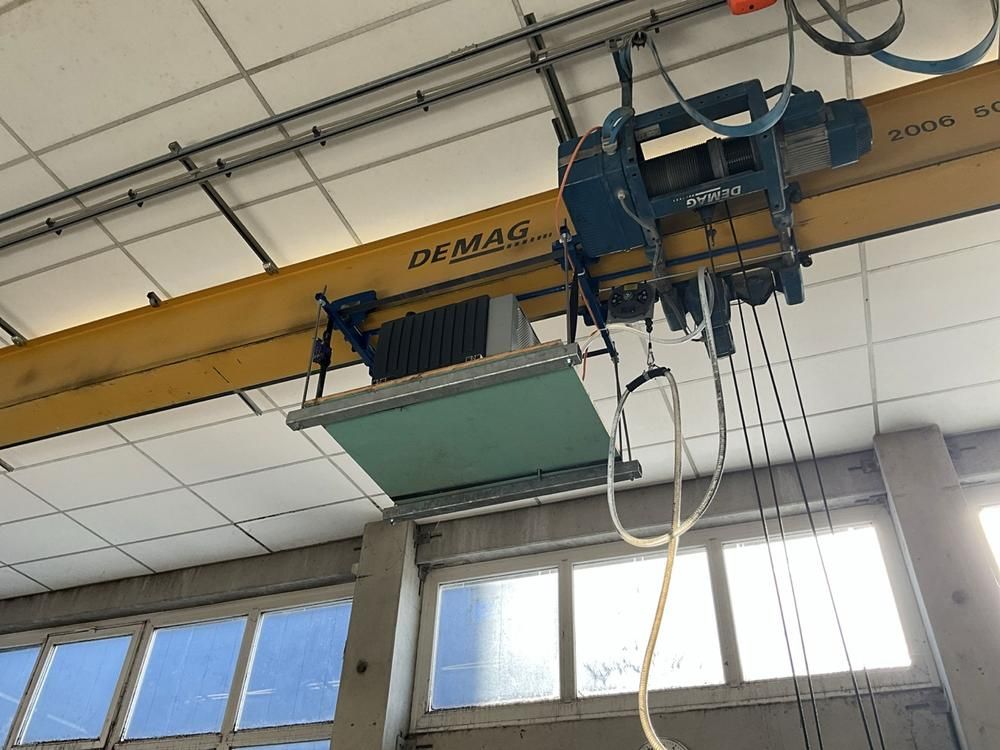 2022 Righetti M1A 300 vacuum lifter with pump