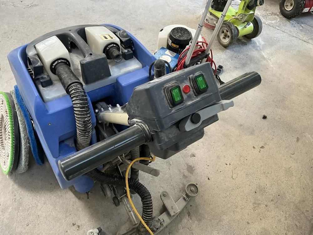 Numatic TT3450S Industriebodenreinigungsmaschine