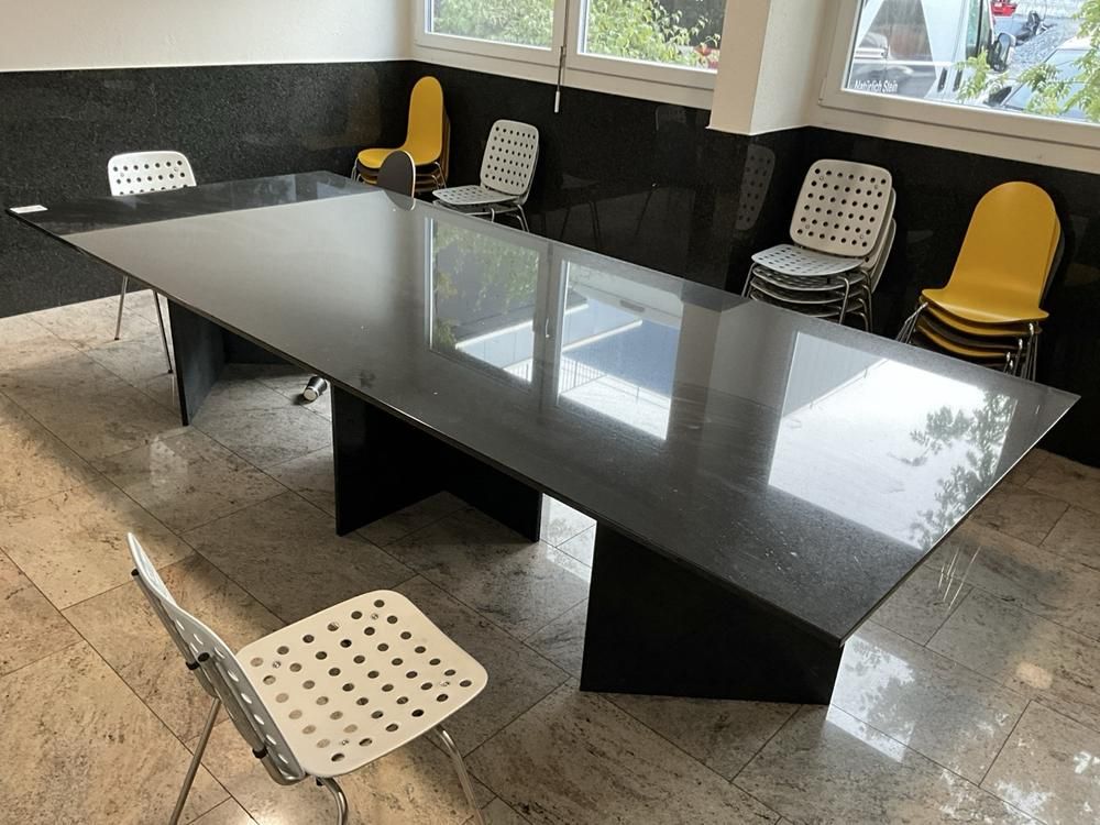 Canteen table