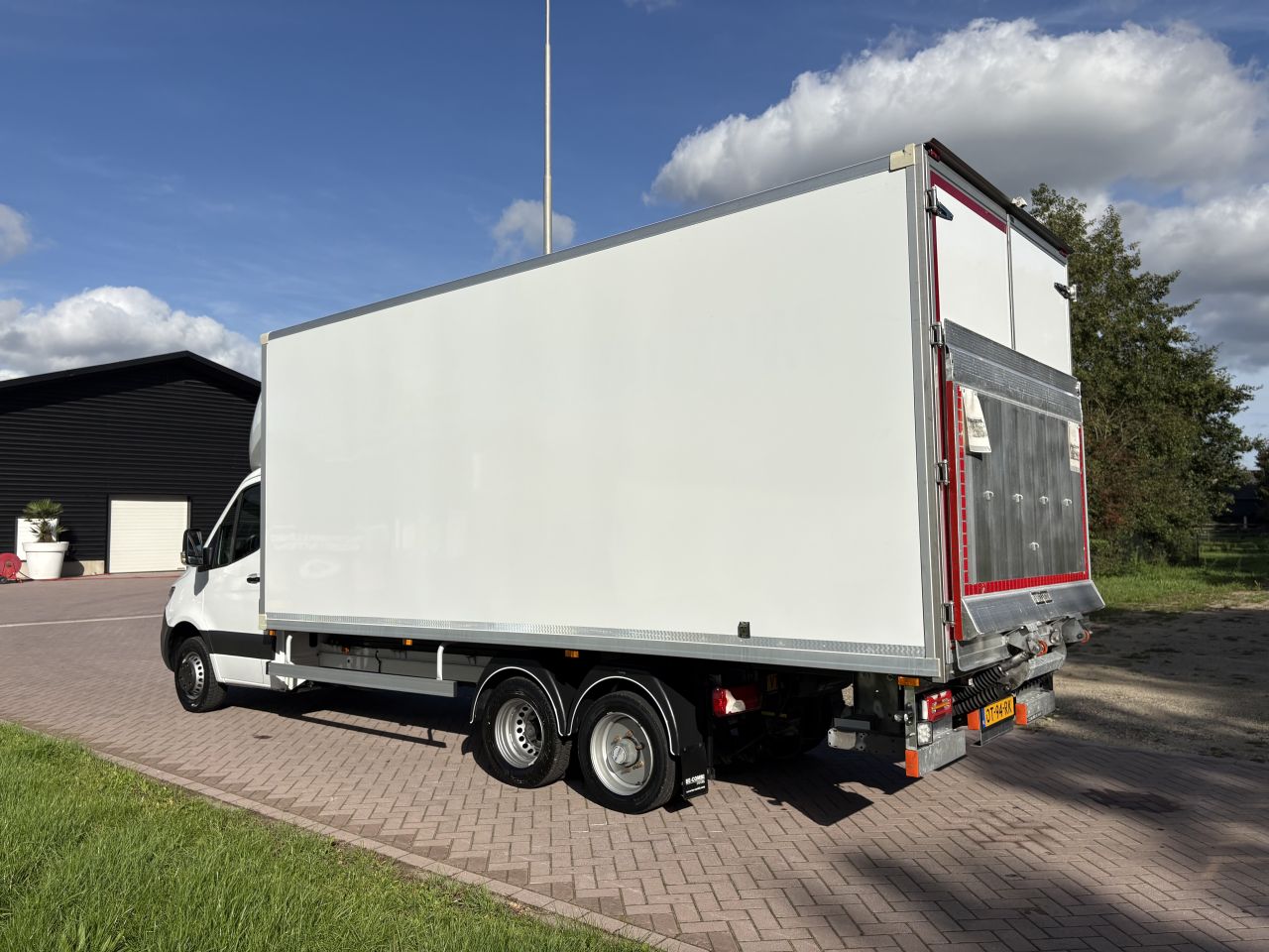 MERCEDES-BENZ SPRINTER 515 Clixtar 7 ton MET LAADKLEP 750 KG