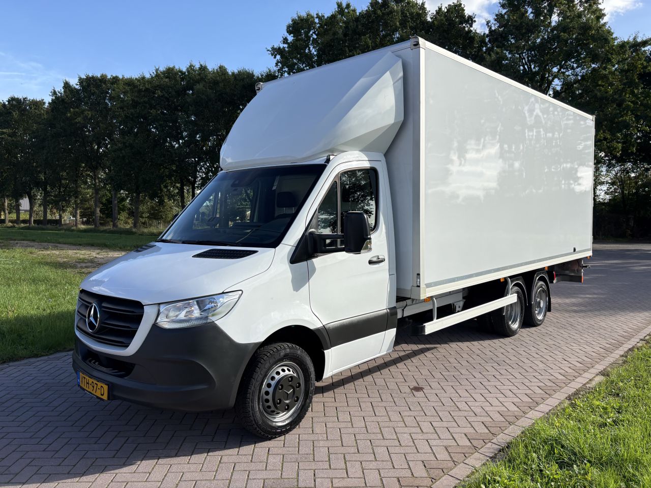 MERCEDES-BENZ SPRINTER 515 Clixtar 7 ton MET LAADKLEP 750 KG