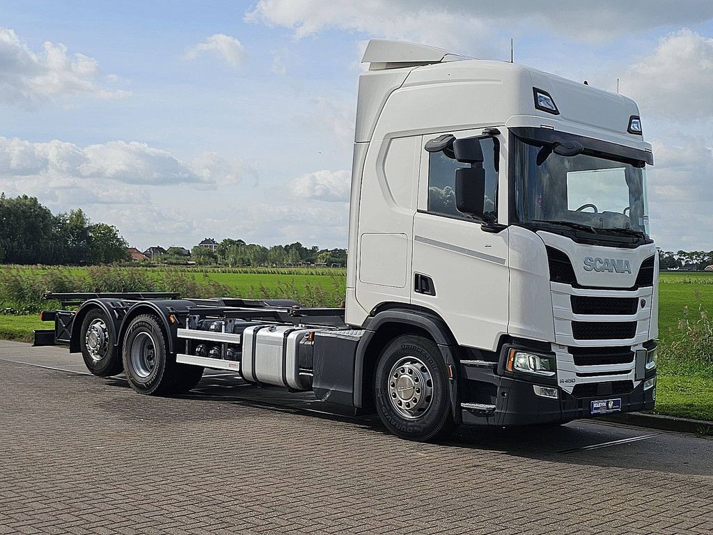 SCANIA R450 6x2*4