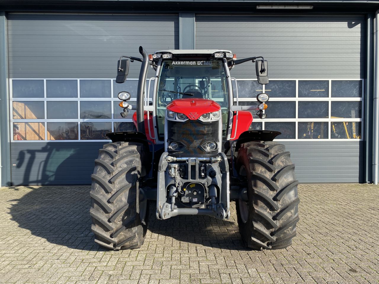Massey Ferguson 6s.135 Dyna6 Efficient