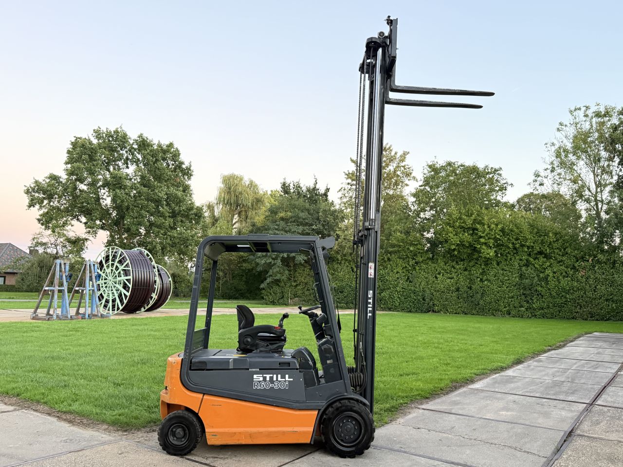 Still 3 tonner elektrische heftruck 3e ventiel 80V accu