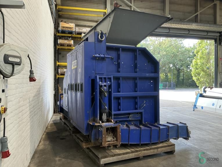 Brikettierpressen Strautmann BrikPress HP/NP 240 2016