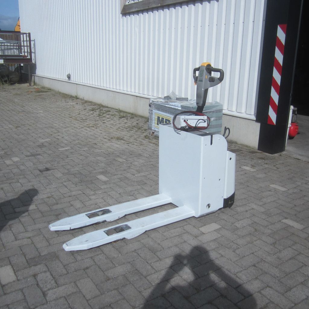 Mitsubishi Palletwagen Celectric PLL-200 elektrisch. Nr. 2