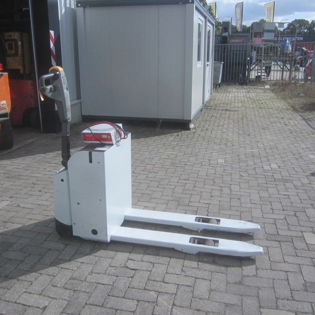 Mitsubishi Palletwagen Celectric PLL-200 elektrisch. Nr. 2