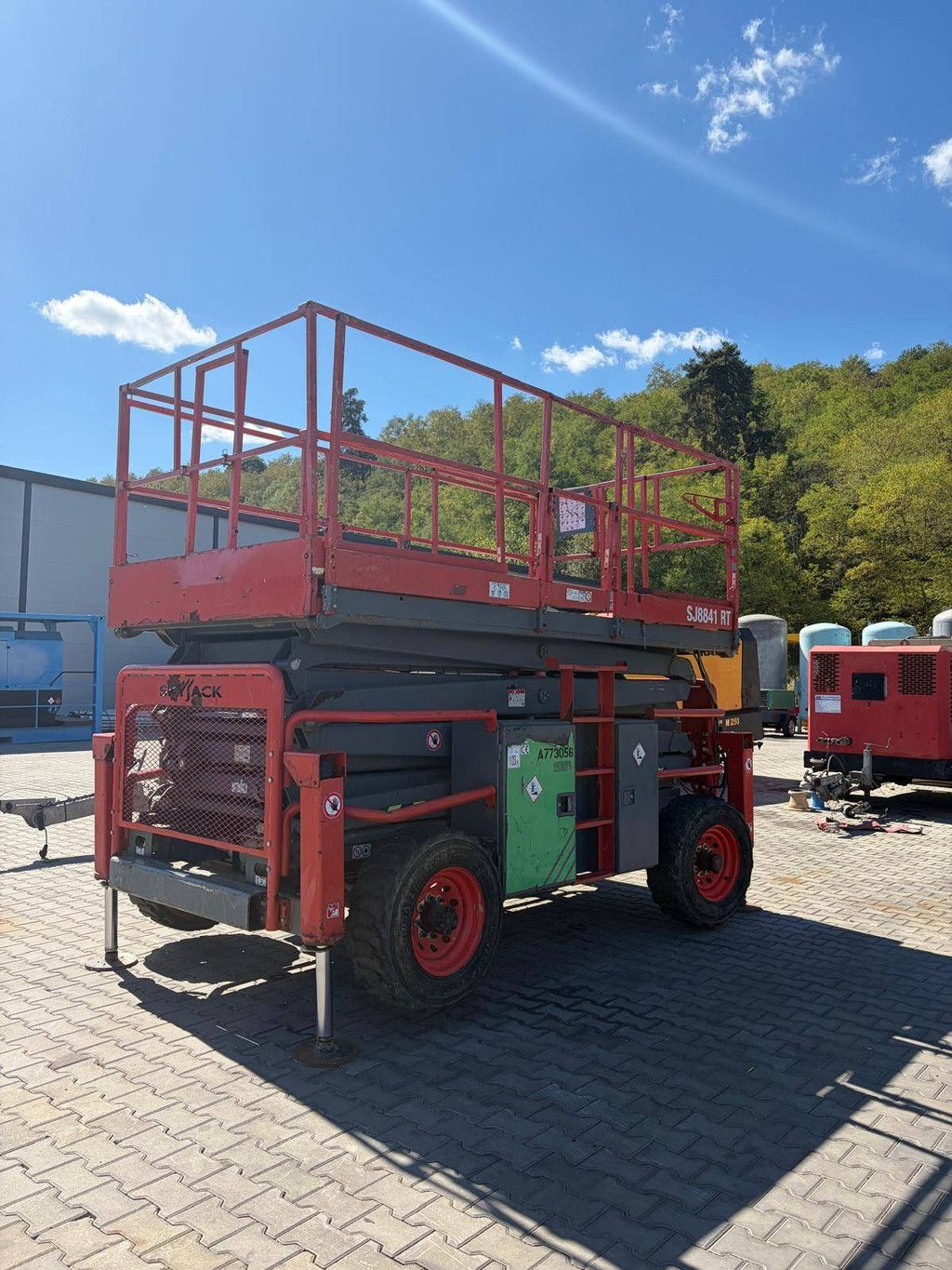 Scherenhebebühne SkyJack SJ8841RT Diesel 14,5 m 2017