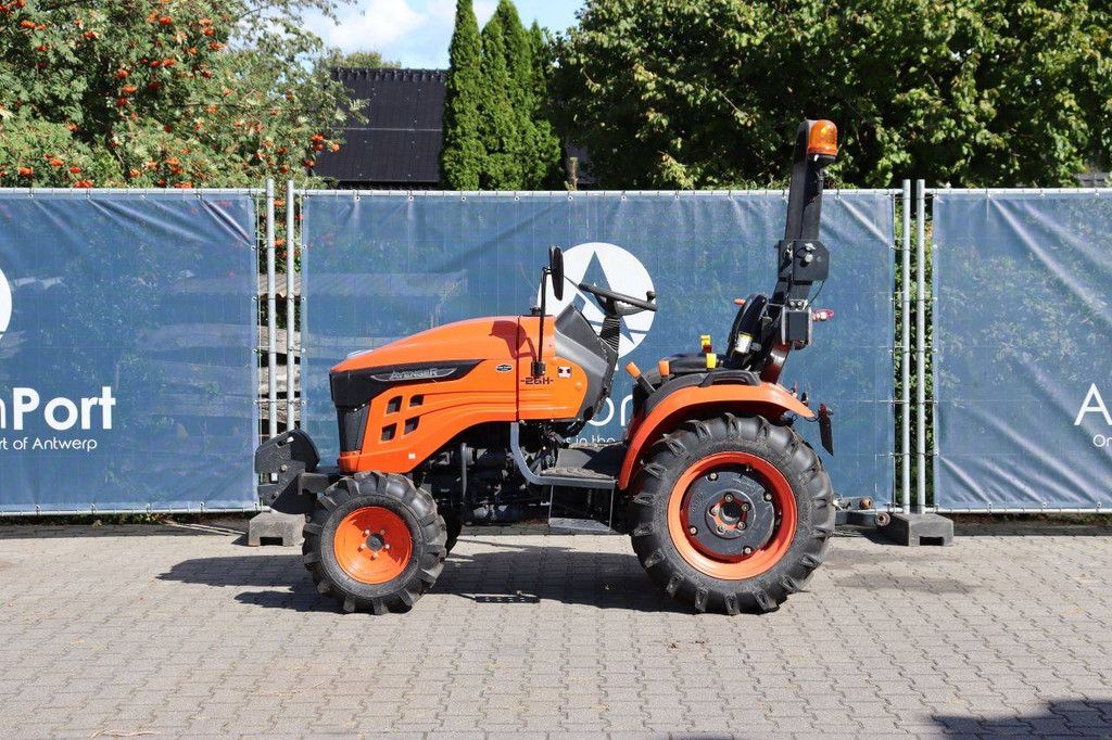 Mini tractor Avenger 26 HST Diesel 26hp 2023