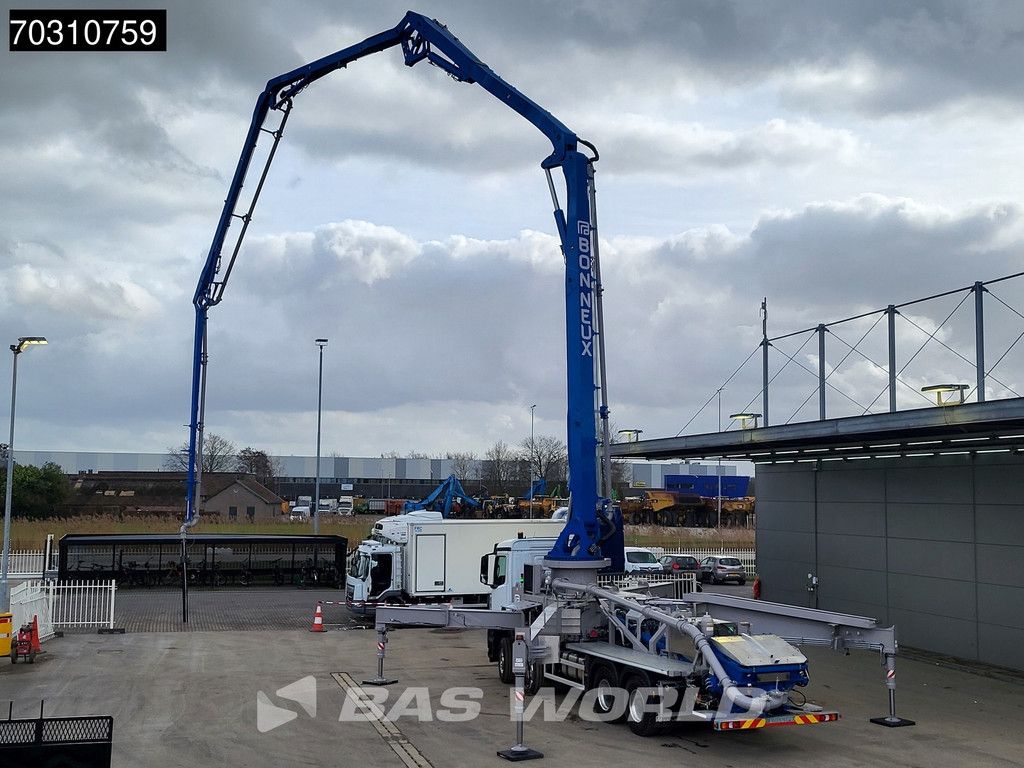 Mercedes Arocs Arocs 4151 8X4 NEW! 43mtrs Bonneux 5Z43 concrete pump Steel suspension Big-Axle Euro 6