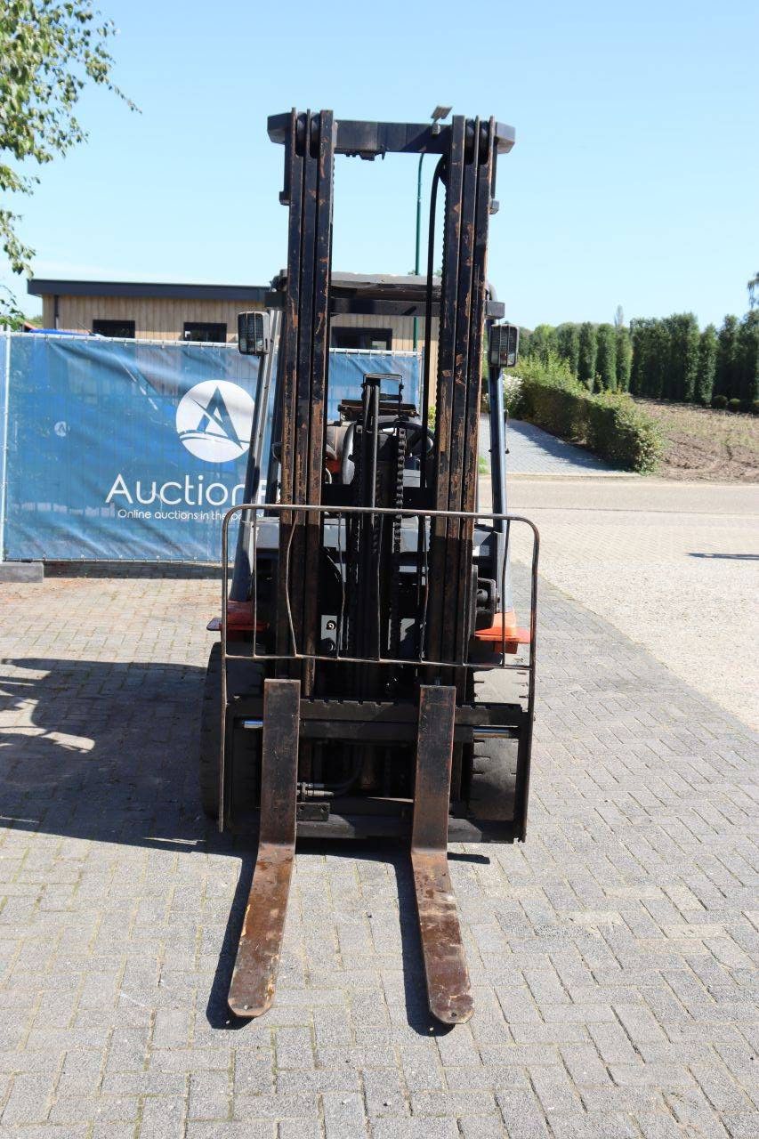 Forklift Toyota 02-7FGF30 LPG 3000kg 5.5m 2005 (Margin)