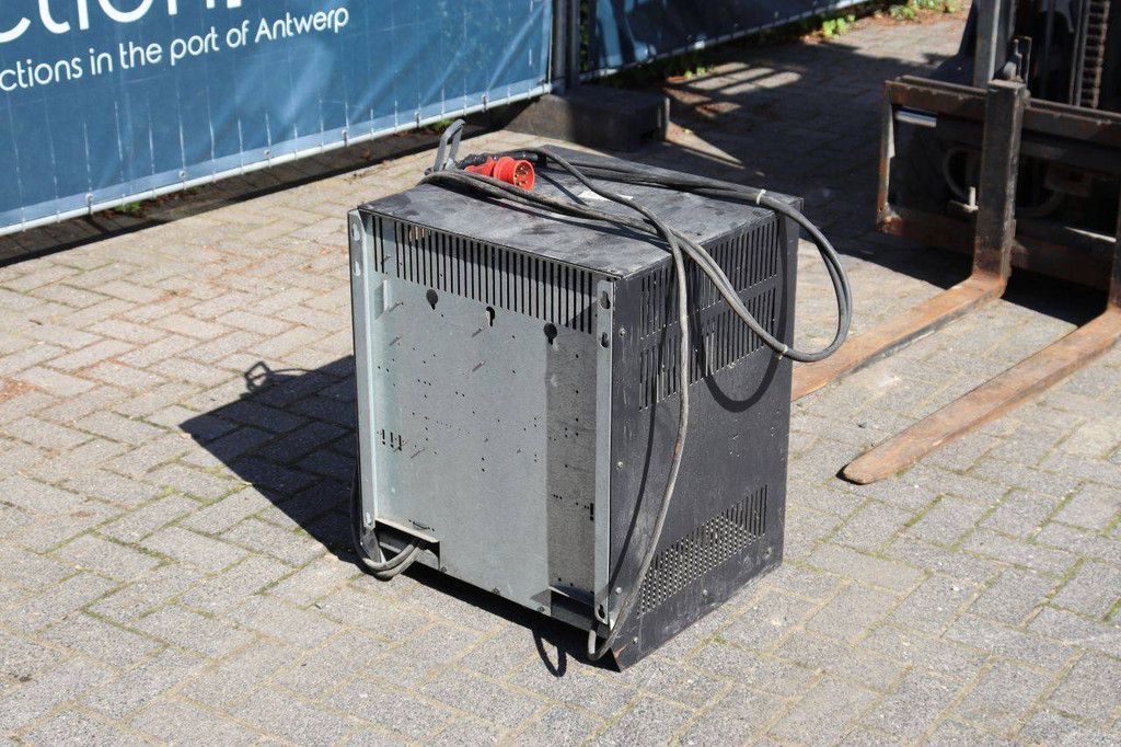 Linde E16 Elektrogabelstapler 1600kg 2011 (Margin)