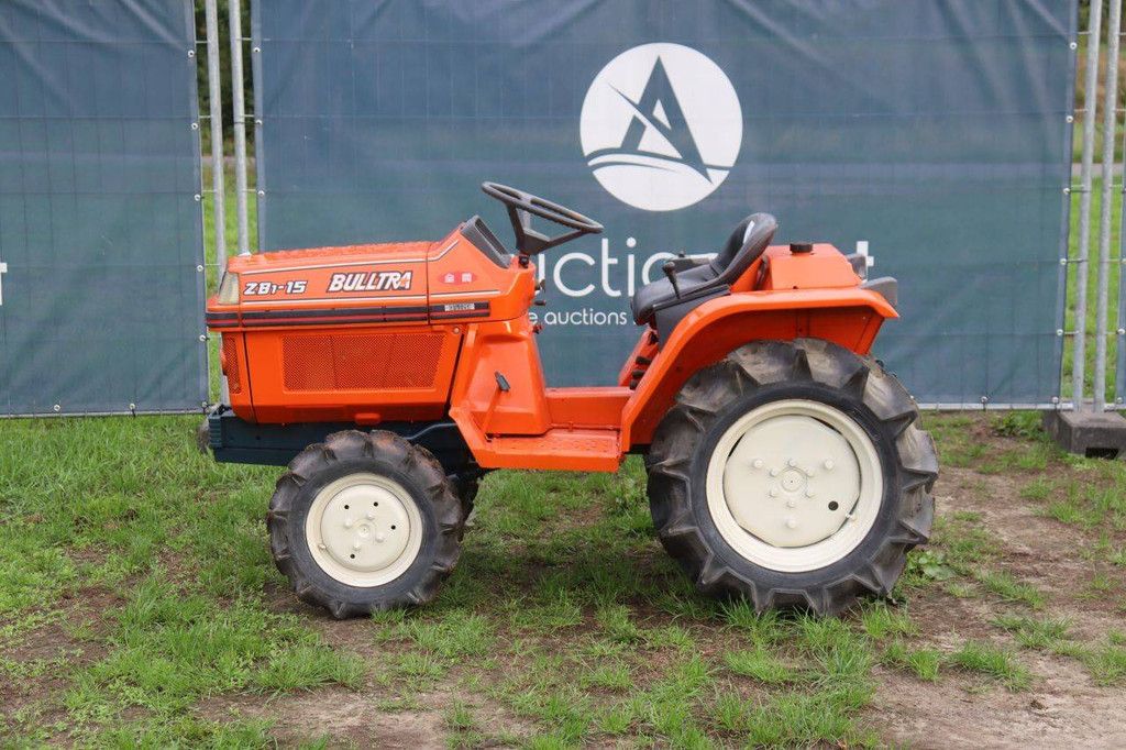 Mini-Traktor Kubota Bulltra ZB1-15 Diesel 15,5 PS