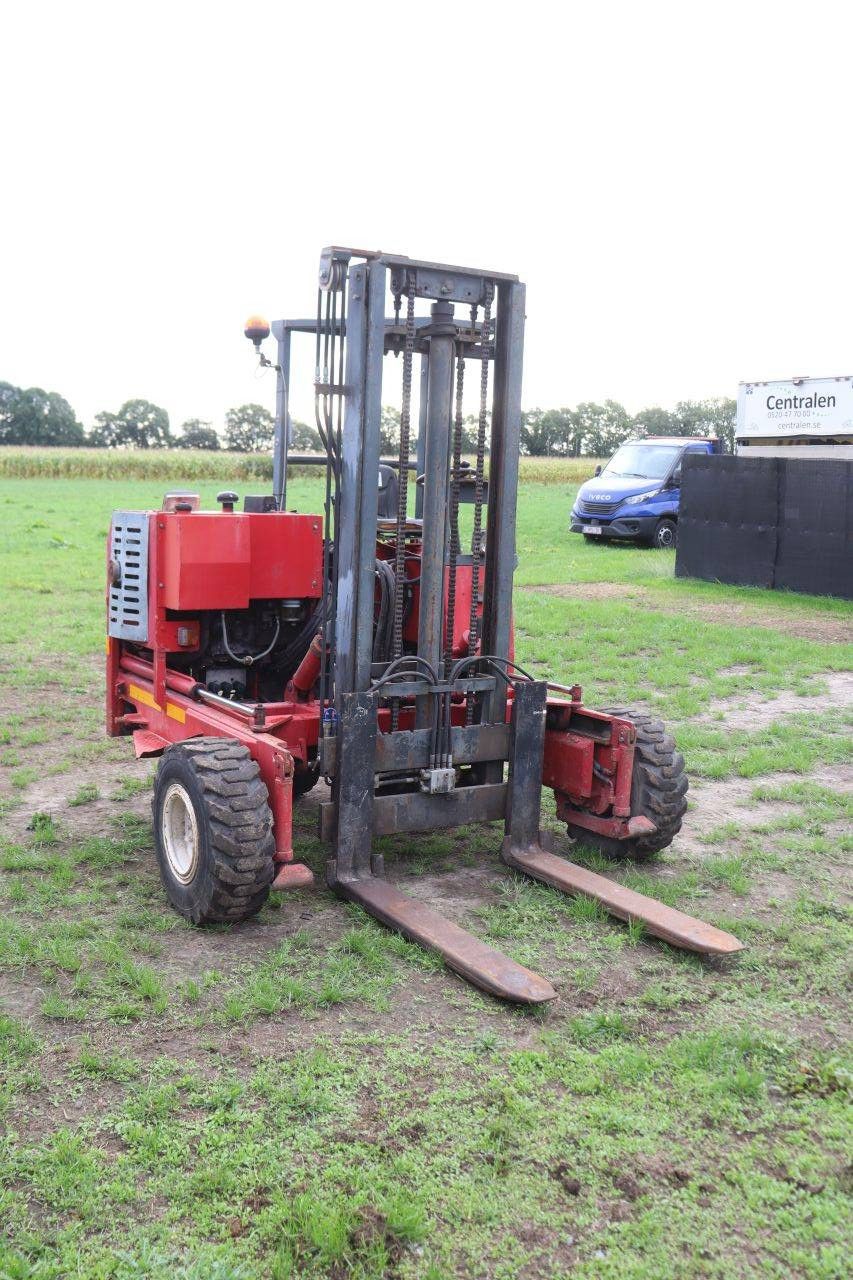 Moffett M2003 Diesel-Gabelstapler, 2000 kg, Baujahr 1995