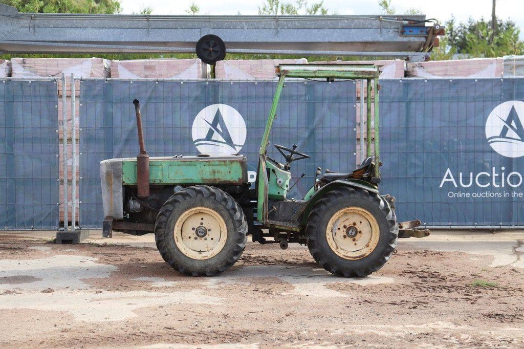 Traktor 411 Diesel (Marge)
