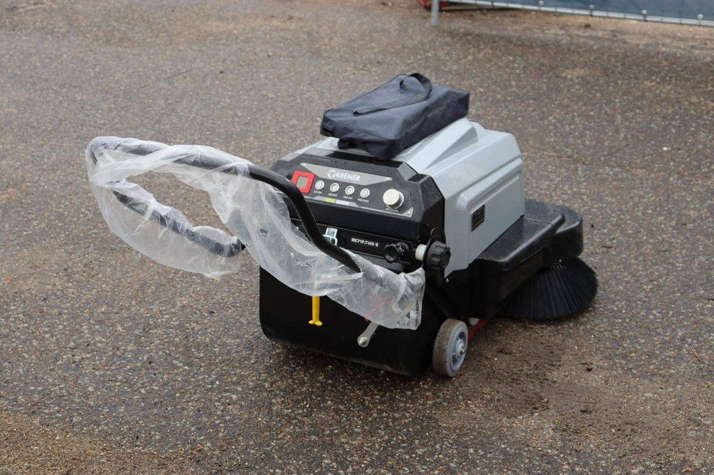 Kremer KRS30 Elektrokehrmaschine 2023 Neu