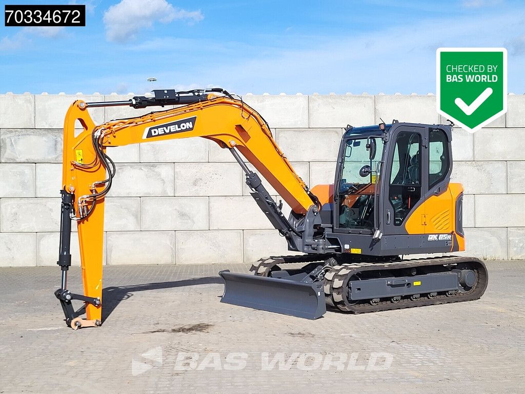 DEVELON DX85 R-7 A/C