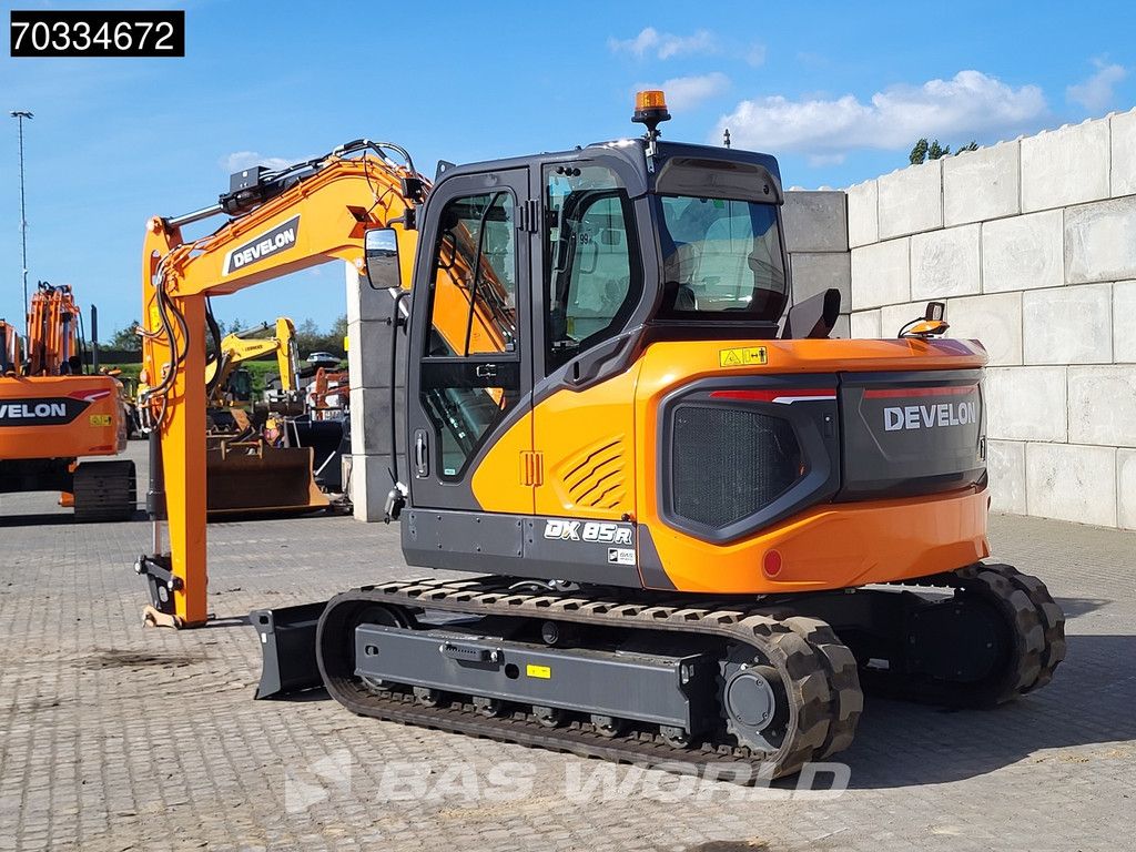 DEVELON DX85 R-7 A/C