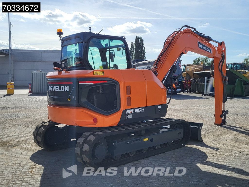 DEVELON DX85 R-7 A/C