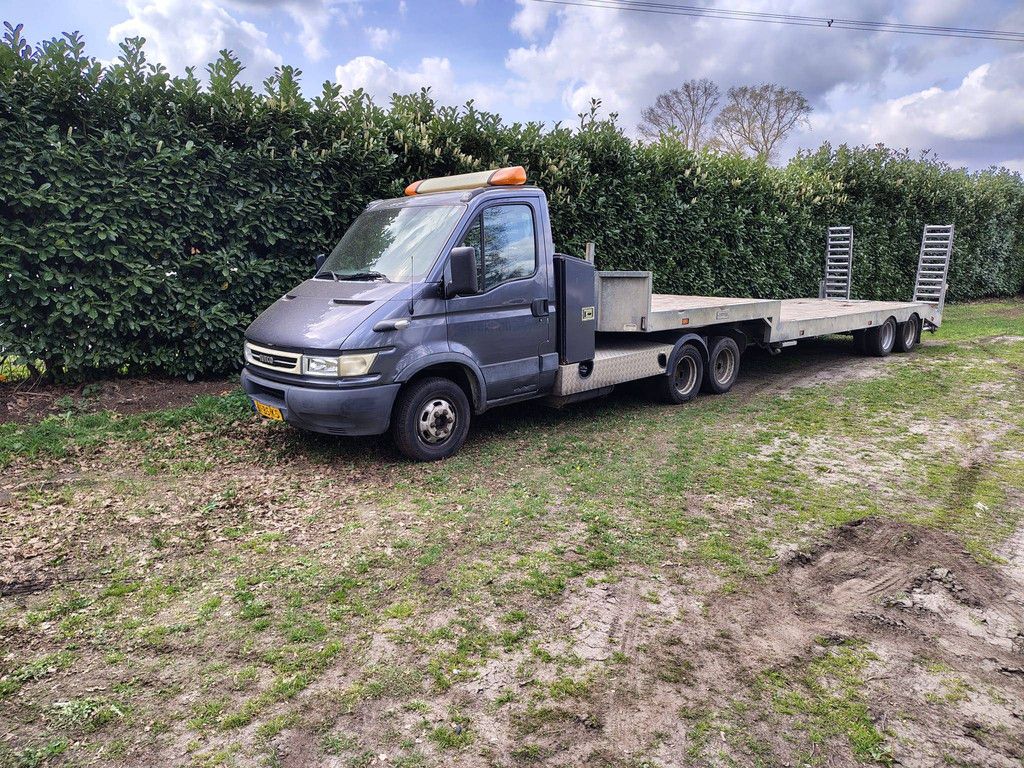 BE Kombination Iveco Daily 3.0 Diesel 170 PS 2005 mit Tieflader