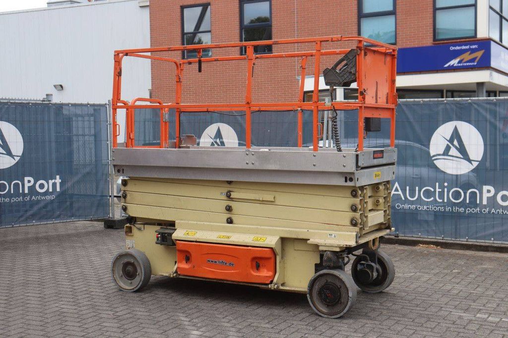 Scherenbühne JLG 3246 ES Electric 11,68 m 2011