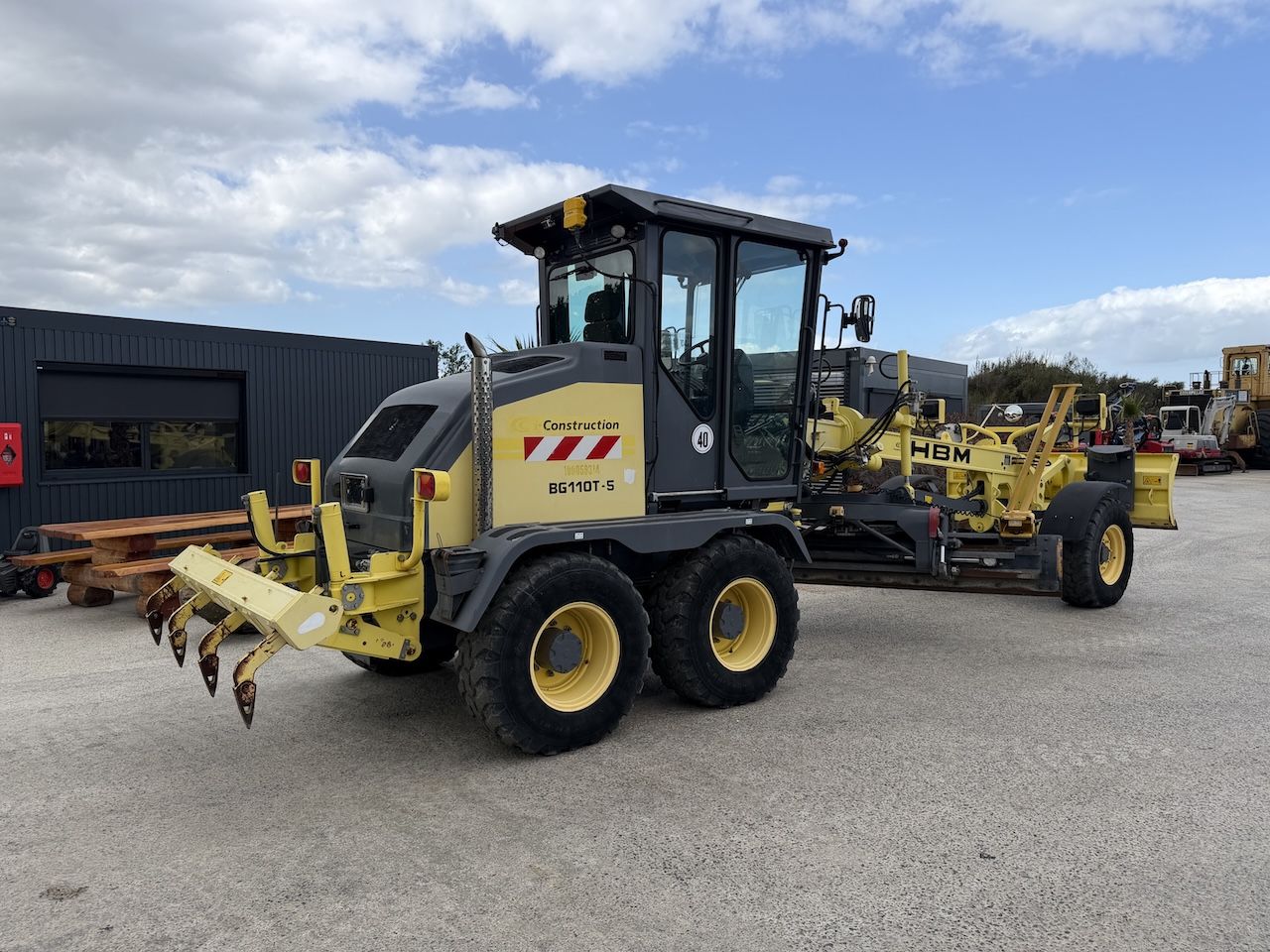 HBM BG110 T-5 Grader
