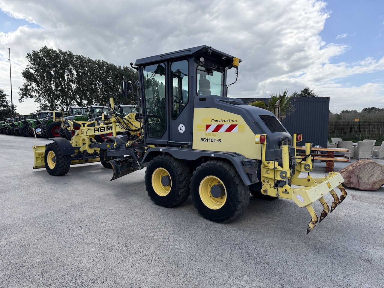 HBM BG110 T-5 Grader