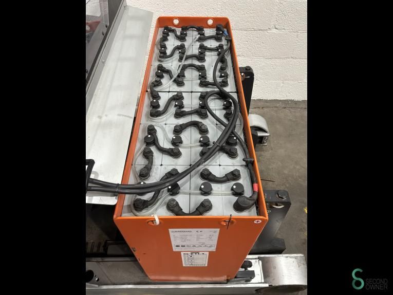 Schubmaststapler Elektrisch Still FM-X17 2016