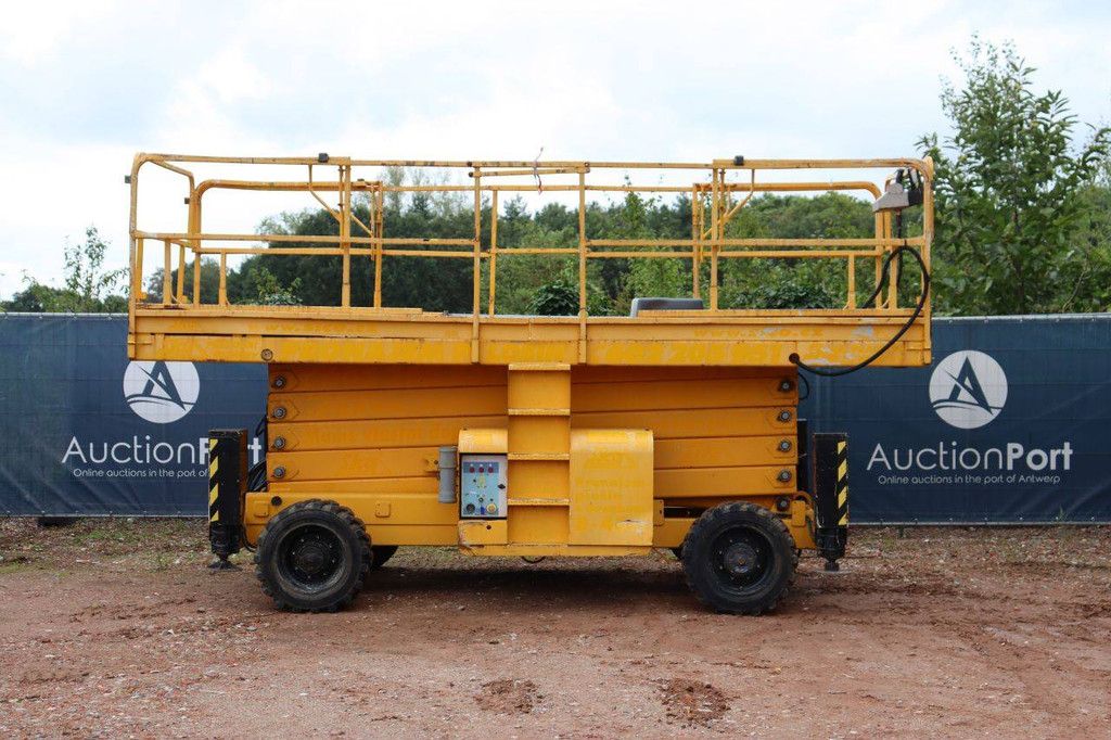 Scherenhebebühne Haulotte H18SXL Diesel 2007