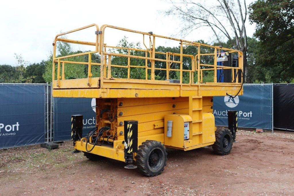 Scherenhebebühne Haulotte H18SXL Diesel 2007