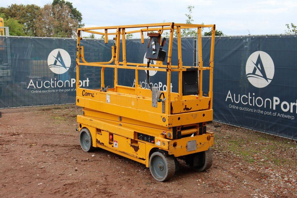 Haulotte Elektro-Scherenarbeitsbühne 350 kg 8,2 m 2015