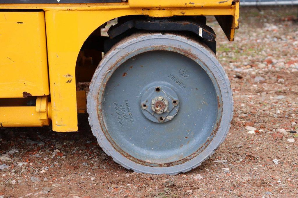 Haulotte Elektro-Scherenarbeitsbühne 350 kg 8,2 m 2015