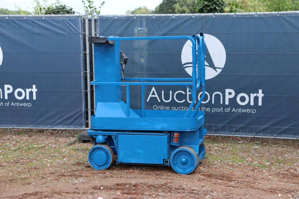 JLG 1230ES Elektrischer Mastlift 230 kg 5,6 m 2014
