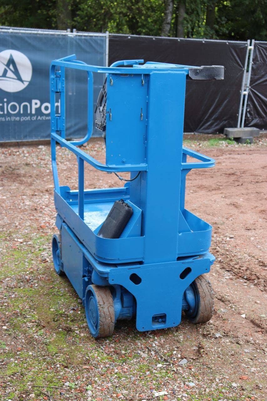 JLG 1230ES Elektrischer Mastlift 230 kg 5,6 m 2014