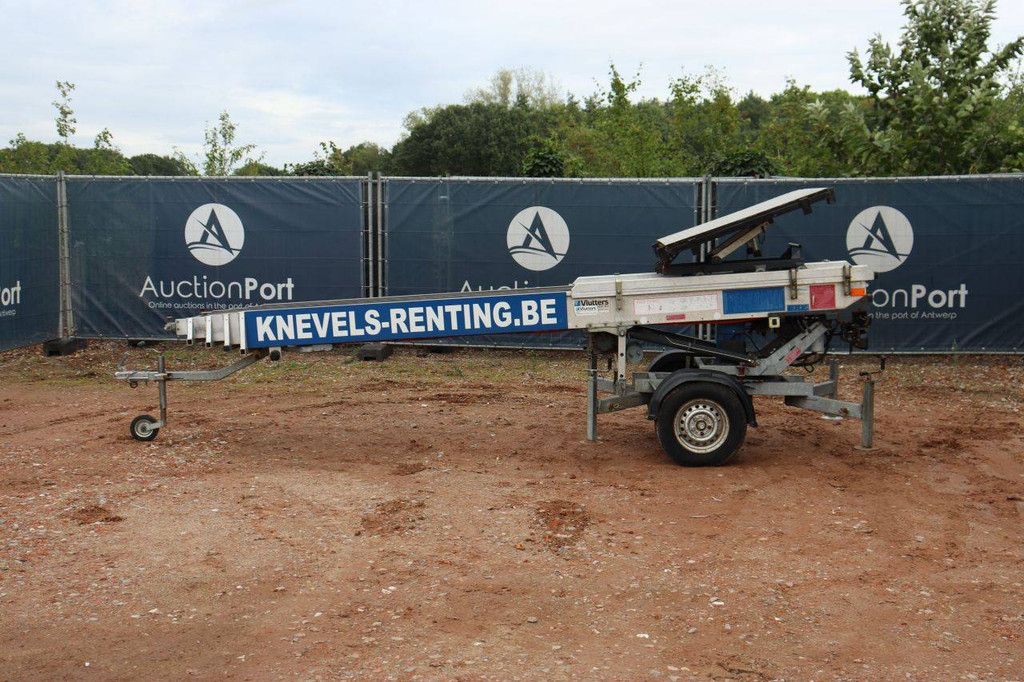 Paus 18WH Electric Moving Lift