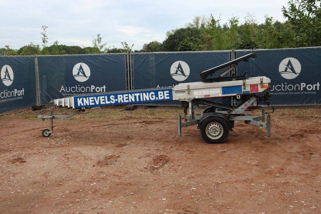 Paus 18WH Electric Moving Lift