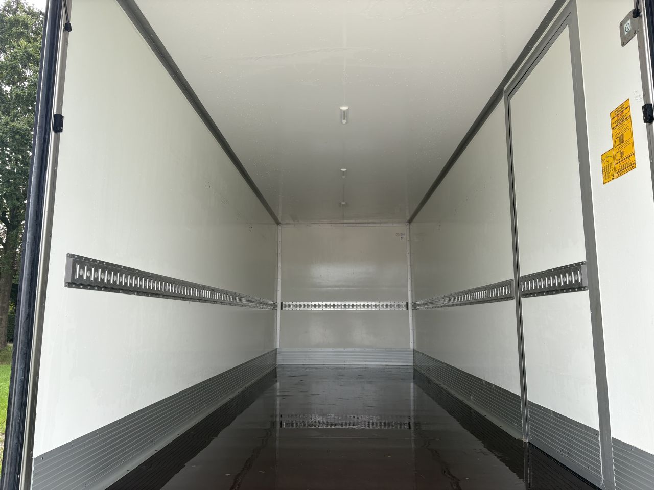 Be trekker Mercedes Sprinter 317 N1 - be oplegger 5 TON LAADKLEP