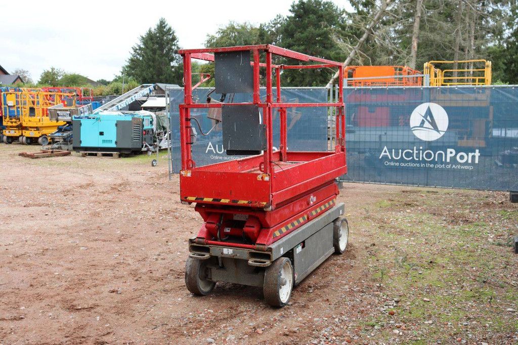 Skyjack SJIII Scherenbühne - 3220 Elektrisch 408 kg 8,1 m 2013