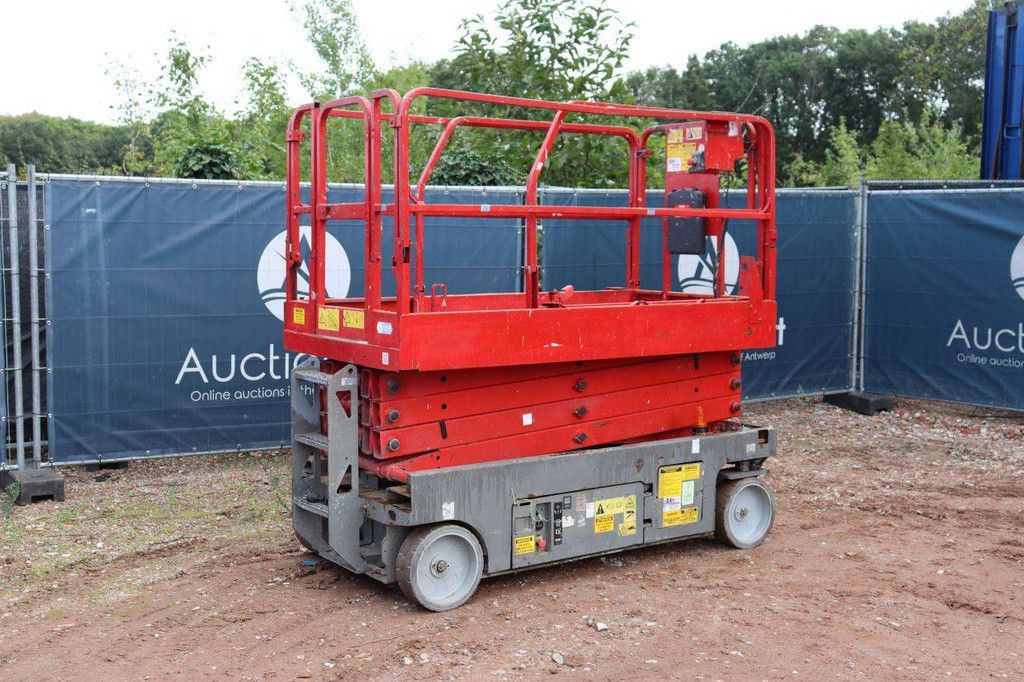 Scherenbühne Genie GS-2646 Elektrisch 454 kg 9,92 m 2011