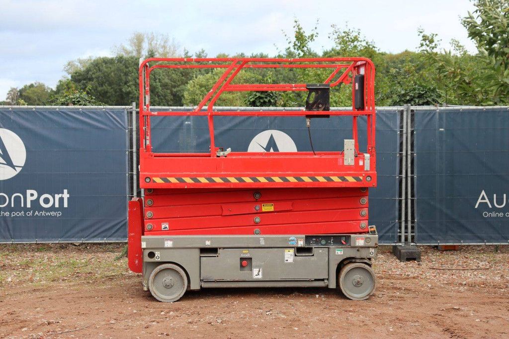 Scissor lift Haulotte Compact 12 Electric 300kg 2015
