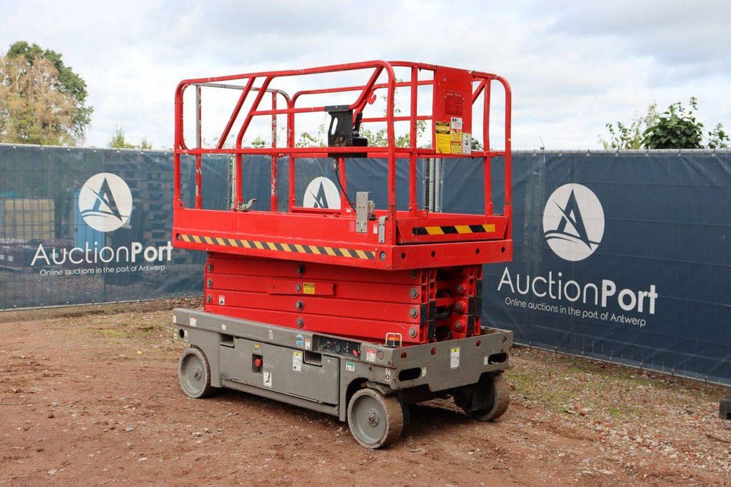 Scissor lift Haulotte Compact 12 Electric 300kg 2015