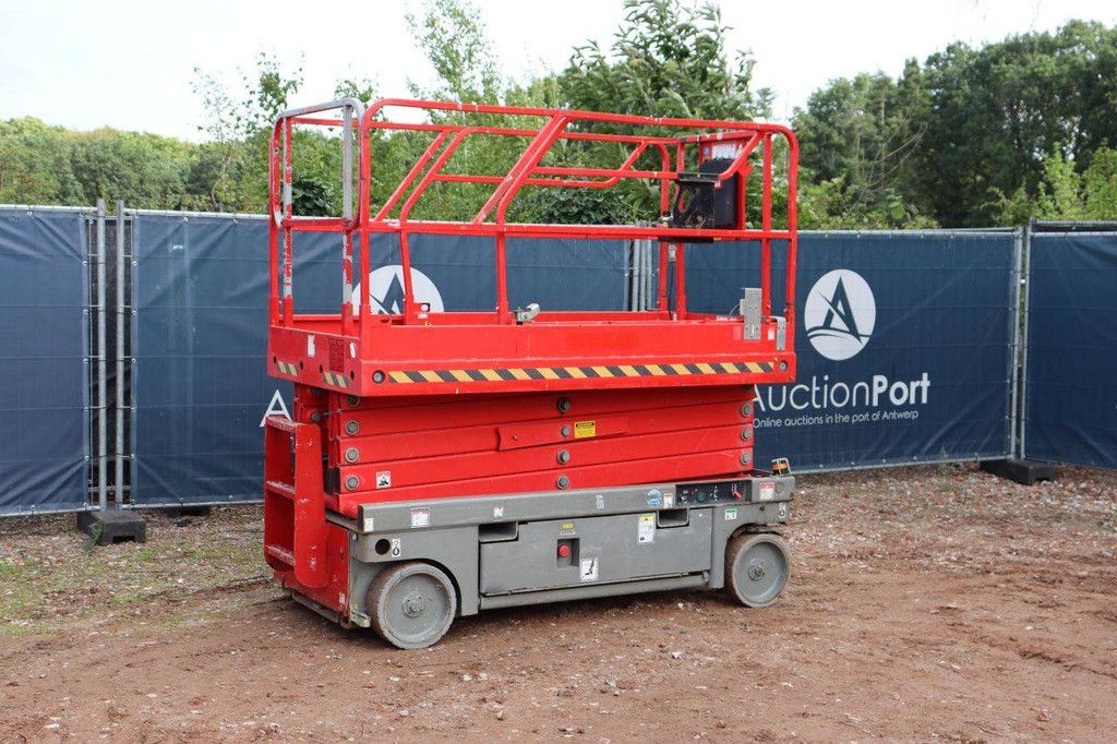 Scissor lift Haulotte Compact 12 Electric 300kg 2015
