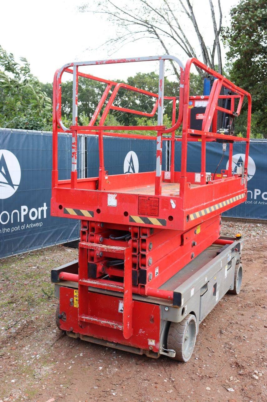 Scissor lift Haulotte Compact 12 Electric 300kg 2015