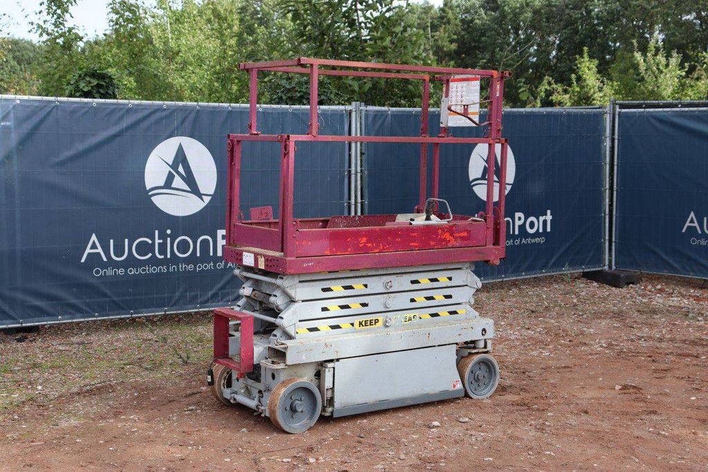Skyjack SJIII-3219 Electric Scissor Lift 227kg 7.8m 2009