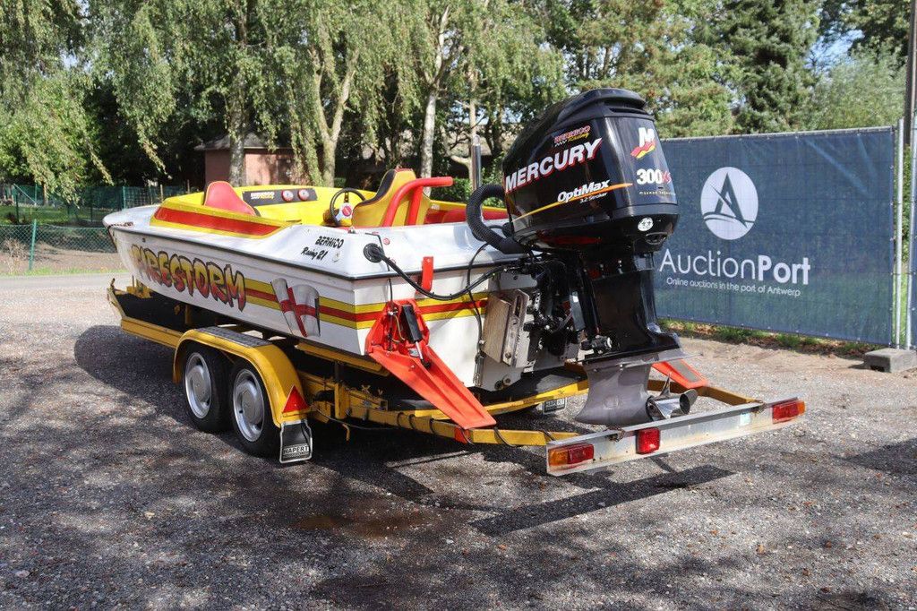 Bernico 21 Firestorm Gasoline Speedboat 300hp With Trailer Provi