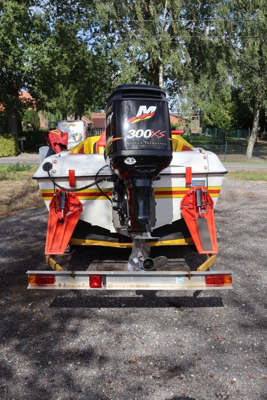 Bernico 21 Firestorm Gasoline Speedboat 300hp With Trailer Provi